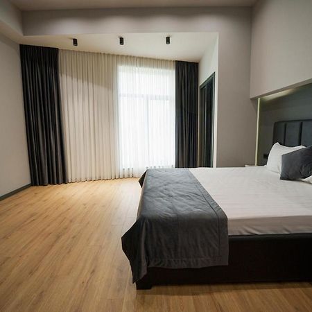 Hotel Elion Jerevan Buitenkant foto