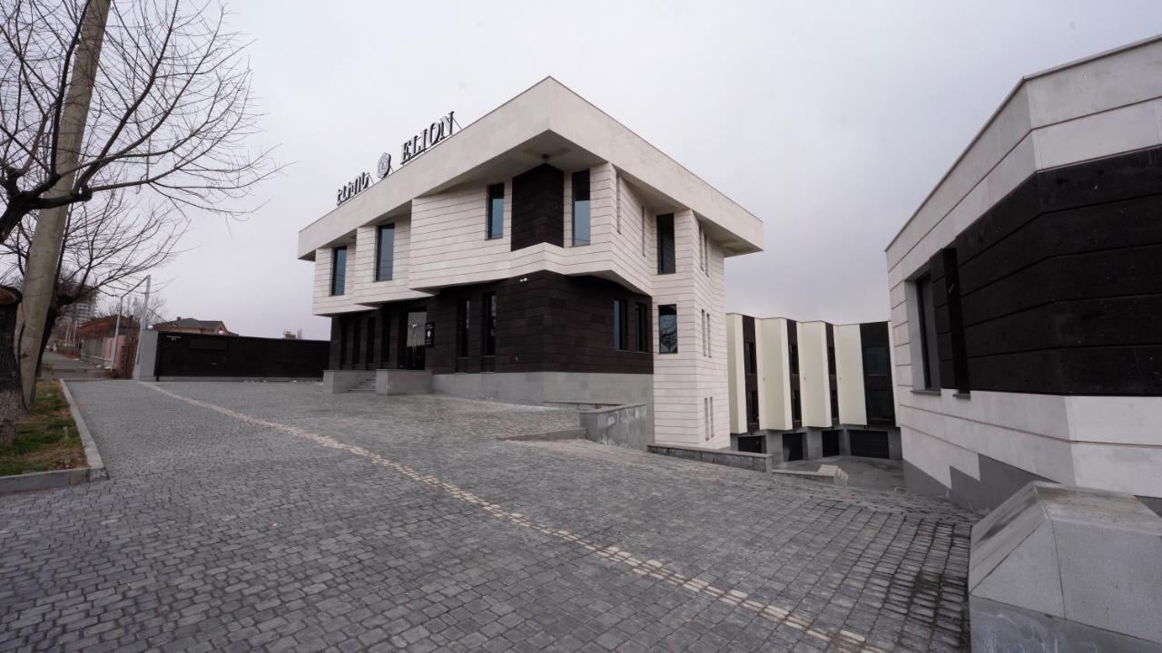 Hotel Elion Jerevan Buitenkant foto